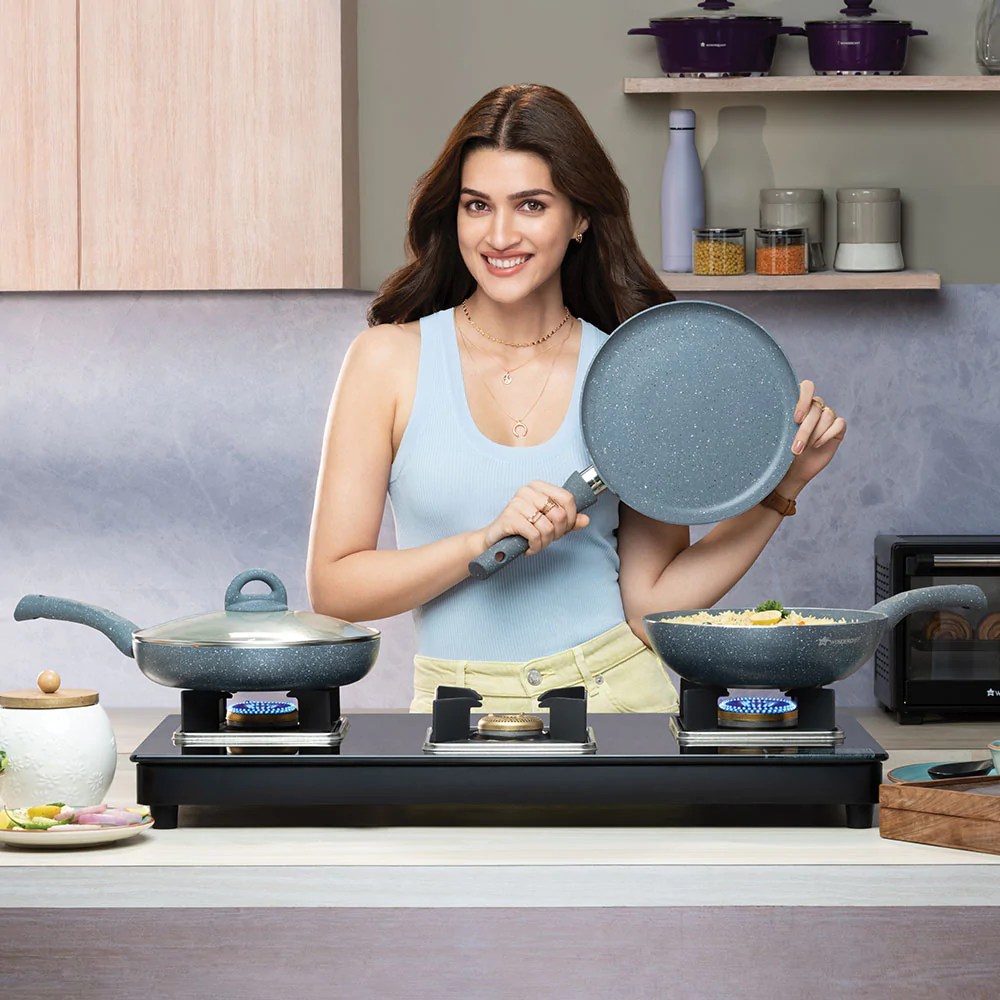 Wonderchef Granite NonStick Wok with SoftTouch Handles, 20cm, 1.5 Litres, Virgin Grade