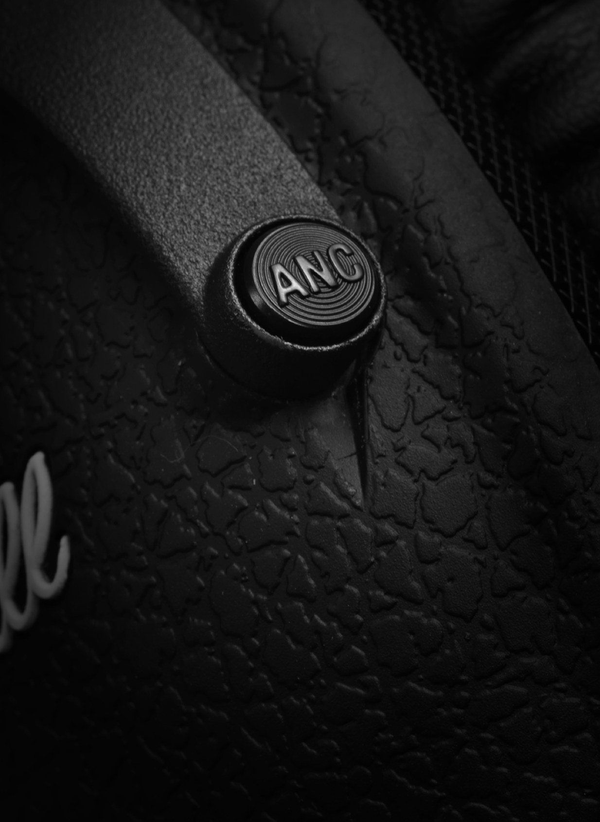 Marshall Monitor II ANC Wireless Headphone Vijay Sales